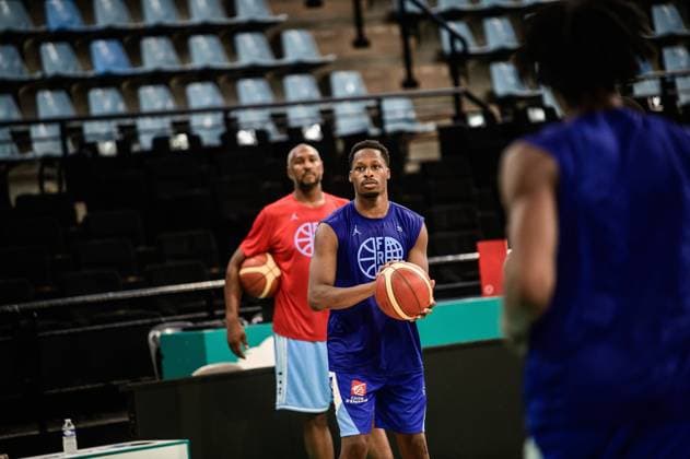 Entrainement de l équipe de France au palais des sports de Pau pour la qualification de la Coupe du Monde FIBA 2027 PHOTOPQR SUD OUEST Quentin TOP ; Pau ; 24 06 2026 ; Entrainement de l équipe de France au palais des sports de Pau pour la qualification de la Coupe du Monde FIBA 2027 Gérald Ayayi Pau, France, june 24th 2026 Basket. French national team, Nationalteam training session at the Palais des Sports in Pau for the FIBA ??World Cup 2027 qualifiers Pau BEARN France  Copyright: xPHOTOPQR SUDxOUEST MAXPPPxQuentinxTOPx 20260624SDO8552 20260624SDO8552