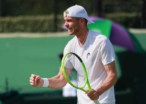 Jerome Kim (SUI) jubelt nach dem Sieg, Jubel, Emotion, Herren Einzel, Men s Singles, Qualifikation, Wimbledon Tennis - Wimbledon 2026 - Grand Slam ITF ATP, Tennis Herren WTA, Tennis Damen - AELTC - London - - Great Britain - 24 June 2026. *** Jerome Kim (SUI) celebrates after his victory; celebration, emotion, Men s Singles, Qualifying, Wimbledon Tennis, Wimbledon 2026, Grand Slam, ITF, ATP, WTA, AELTC, London, Great Britain, June 24, 2026 Copyright: xJuergenxHasenkopfx