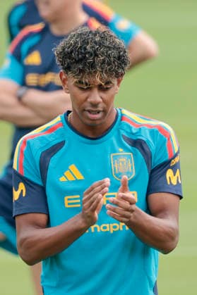 Spain s striker Lamine Yamal reacts during a team s training session in Chattanooga, Tenesse, United States, 24 June 2026. Spain will face Uruguay in their 2026 FIFA World Cup, WM, Weltmeisterschaft, Fussball Group H soccer match on 27 June. 2026 FIFA World Cup - Group H - Spain s training !ACHTUNG: NUR REDAKTIONELLE NUTZUNG!  Copyright: xLavandeiraxjrx GRAF5207 20260624-55020696057_1