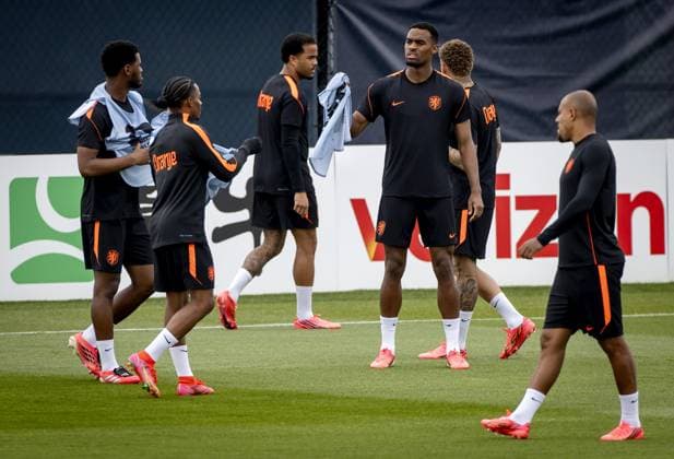 KANSAS CITY - Jorrel Hato (of the Netherlands), Crysencio Summerville (of the Netherlands), Justin Kluivert (of the Netherlands), Ryan Gravenberch (of the Netherlands), and Donyell Malen (of the Netherlands) during a training session of the Dutch national team, Nationalteam at the KC Current Training Facility on June 24, 2026, in Kansas City. The Dutch national team is preparing for the match against Tunisia at the FIFA World Cup, WM, Weltmeisterschaft, Fussball KOEN VAN WEEL ANP xVIxANPxSportx xxANPxIVx 561854692 originalFilename: 561854692.jpg