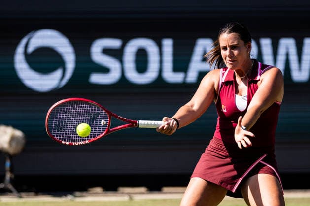 BAD HOMBURG, GERMANY - JUNE 24: Emma Navarro (USA) during the Bad Homburg Open powered by Solarwatt Singles match between Iga Swiatek (POL) vs Emma Navarro (USA) at Kurpark Bad Homburg on June 24, 2026 in Bad Homburg, Germany. Hessen Germany Copyright: xSteffiexWunderlx