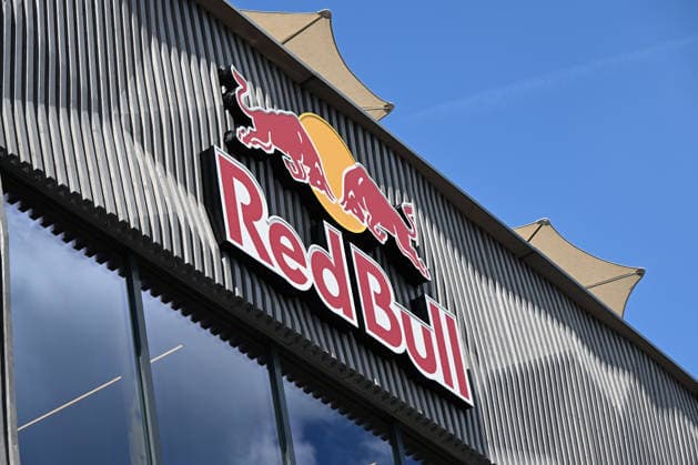 24.06.2026, xsvx, Motorsport FIA Formel 1, Grand Prix von Österreich v.l. Symbolfoto, Symbolbild Oracle Red Bull Rading Logo Wappen Schriftzug (FIA REGULATIONS PROHIBIT ANY USE OF PHOTOGRAPHS as IMAGE SEQUENCES and or QUASI-VIDEO) Zeltweg-Spielberg *** June 24, 2026, xsvx, Motorsport FIA Formula 1, Austrian Grand Prix v l Stock photo, stock image Oracle Red Bull Racing logo, crest, lettering FIA REGULATIONS PROHIBIT ANY USE OF PHOTOGRAPHS as IMAGE SEQUENCES and or QUASI-VIDEO Zeltweg Spielberg