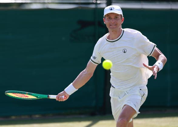 August Holmgren (DEN), Herren Einzel, Men s Singles, Qualifikation, Wimbledon Tennis - Wimbledon 2026 - Grand Slam ITF ATP, Tennis Herren WTA, Tennis Damen - AELTC - London - - Great Britain - 24 June 2026. *** August Holmgren DEN, Men s Singles, Qualifying, Wimbledon Tennis, Wimbledon 2026, Grand Slam, ITF, ATP, WTA, AELTC, London, Great Britain, June 24, 2026 Copyright: xJuergenxHasenkopfx