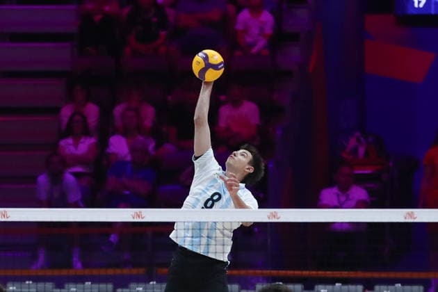 Gliwice 24.06.2026. Siatkowka Liga Narodow sezon 2026 faza grupowa mecz: Argentyna - Niemcy --- Volleyball VNL Nations League season 2026 group stage match: Argentina - Germany nz Loser Agustin Fot. Kacper Staniec NEWSPIX.PL --- newspix.pl 
