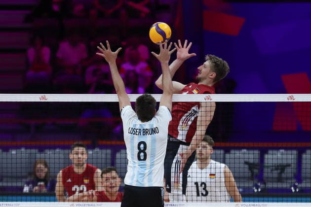 Gliwice 24.06.2026. Siatkowka Liga Narodow sezon 2026 faza grupowa mecz: Argentyna - Niemcy --- Volleyball VNL Nations League season 2026 group stage match: Argentina - Germany nz Zimmermann Jan, Loser Agustin Fot. Kacper Staniec NEWSPIX.PL --- newspix.pl 