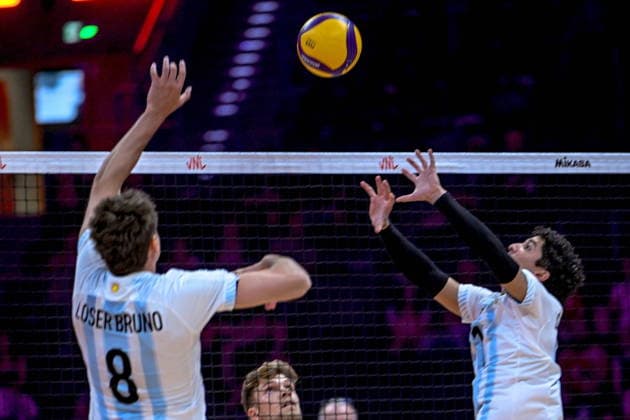 GLIWICE 24.06.2026 MECZ SIATKARSKA LIGA NARODOW 2026 PILKA SIATKOWA --- FIVB VOLLEYBALL NATIONS LEAGUE MATCH: ARGENTYNA - NIEMCY --- ARGENTINA - GERMANY N Z AGUSTIN LOSER MATIAS SANCHEZ FOT.PAWEL PIOTROWSKI 400MM.PL NEWSPIX.PL --- newspix.pl 
