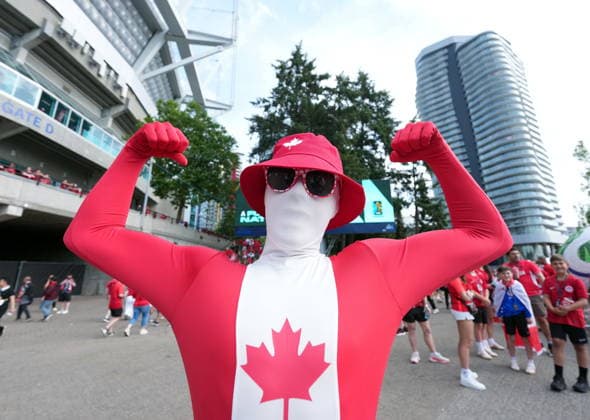 FIFA World Cup, WM, Weltmeisterschaft, Fussball 2026 - Group B - Switzerland vs Canada A Canada supporter prior to the FIFA World Cup 2026 group stage match Switzerland against Canada, in Vancouver, Canada, 24 June 2026. VANCOUVER Canada  Copyright: xBOBxFRIDx