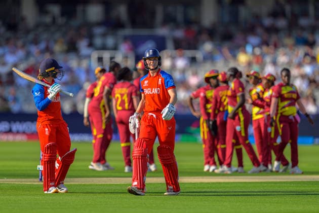 LONDON, ENGLAND JUNE 24 - Amy Jones of England looks dejected during after getting out during the ICC Women s T20 World Cup game between England Women and West Indies Women at Lord s Cricket Ground on June 24, 2026 in London , England . (Photo by Keeran Marquis Sports Press Photo)  Copyright: xKeeranxMarquis SPPx Sportspressphoto_SPR175342