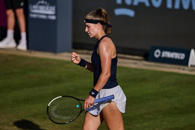 June 24, 2026, Bad Homburg, Hessen, Germany: Irina-Camelia Begu of Romania, Karolina Muchova of Czech Republic shaking hands after the Match during the BAD HOMBURG OPEN powered by SOLARWATTT- WTA500 - Womens Tennis, 24.6.2026 in Bad Homburg (Tennis-Club Bad Homburg), Germany - Photo: Tennis 2026: Bad Hombug Open - WTA500: MUCHOVA 6:1 6:1 BEGU  - ZUMAs343 20260624_zsp_s343_140 Copyright: xMathiasxSchulzx