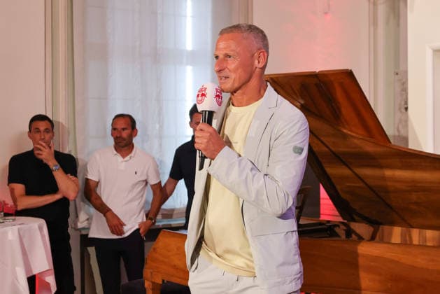 SOCCER - BL, RBS, jersey presentation SALZBURG,AUSTRIA,24.JUN.26 - SOCCER - ADMIRAL Bundesliga, Red Bull Salzburg, jersey presentation. Image shows ceo Stephan Reiter (RBS).  GEPAxpictures xMathiasxMandl