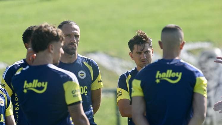 Fenerbahce s first training session of the new season kicks off in Duzce DUZCE, TURKIYE - JUNE 24: Fenerbahce s Cengiz Under (R) and Vedat Muriqi attend football team s first training session of the new season at the Fenerbahce Topuk Plateau Facilities in Duzce, Turkiye on June 24, 2026. The Yellow Canaries kicked off their first-stage pre-season camp preparations under the management of their technical manager. Omer Urer Anadolu Duzce Turkey. Editorial use only. Please get in touch for any other usage.  Copyright: x2026xAnadoluxOmerxUrerx