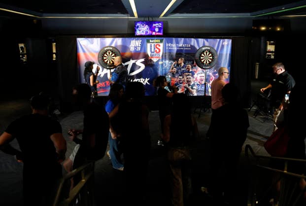James Wade of England, Alex Spellman, Josh Rock of Northern Ireland, Gian van Veen of Netherlands and Adam Sevada demonstrate darts technique on the eve of the bet365 US Darts Masters in The Infosys Theater at Madison Square Garden on Wednesday, June 24, 2026 in New York City.  NYP20260624121 JOHNxANGELILLO