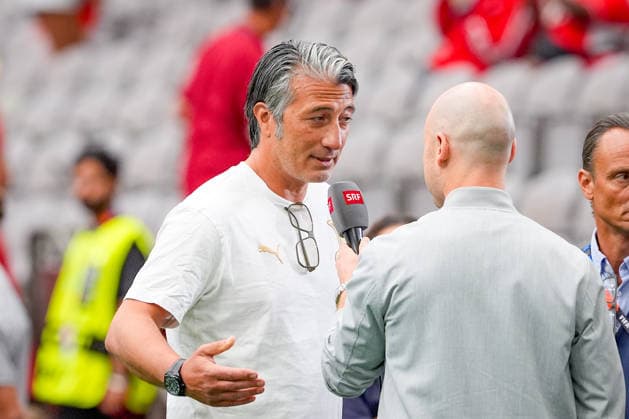 Kanada: Fußball FIFA Weltmeisterschaft 2026 Gruppenphase Schweiz vs Kanada BC Place Stadium (Vancouver, British Columbia): Murat Yakin (Trainer, Schweiz) im TV Interview bei SRF *** Canada Soccer 2026 FIFA World Cup Group Stage: Switzerland vs. Canada at BC Place Stadium in Vancouver, British Columbia; Murat Yakin, Switzerland s coach, in a TV interview with SRF Copyright: xJOERANxSTEINSIEKx