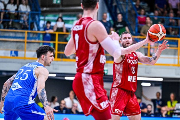 IPA86017734 - Tommaso Baldasso of Italy, MAVRA Dominik of Croatia, ITALY - CROATIA Friendly Match, June 23, 2026. Photo by Mitja Emili during the Italy vs. Croatia basketball exhibition game in Gorizia, Italy, on June 24, 2026  Copyright: xMitjaxEmili IPAxSportx xx 86017734