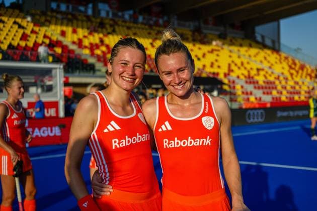 WAVER, 24-06-2026, Belfius Hockey Arena, FIH Hockey Pro League Women, Season 2025-2026. Guusje Moes and Freeke Moes after the game Australia - Netherlands (women). Australia - Netherlands (women)  x204616889x Copyright: