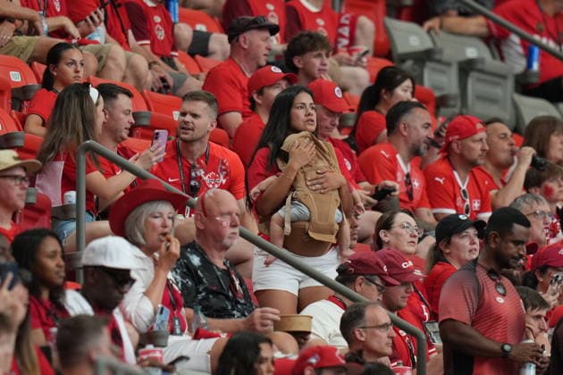 Switzerland v Canada - FIFA World Cup, WM, Weltmeisterschaft, Fussball 2026 - Group B VANCOUVER, CANADA - JUNE 24: Fans gather prior the 2026 FIFA World Cup Group B match between Switzerland and Canada at BC Place Stadium in Vancouver, Canada, on June 24, 2026. Ercin Erturk Anadolu British Columbia Canada. Editorial use only. Please get in touch for any other usage.  Copyright: x2026xAnadoluxErcinxErturkx