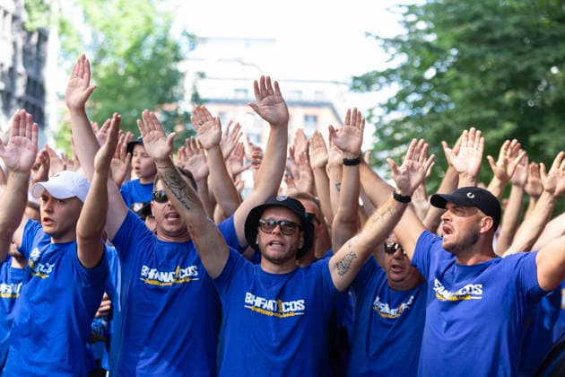 June 24, 2026, Seattle, Washington, USA: Fans of team Bosnia and Herzegovina lead a march through downtown Seattle to the FIFA World Cup, WM, Weltmeisterschaft, Fussball match between Bosnia and Herzegovina and Qatar at Seattle Stadium on Wednesday, June 24, 2026. Seattle USA - ZUMAg235 20260624_zap_g235_014 Copyright: xPaulxChristianxGordonx