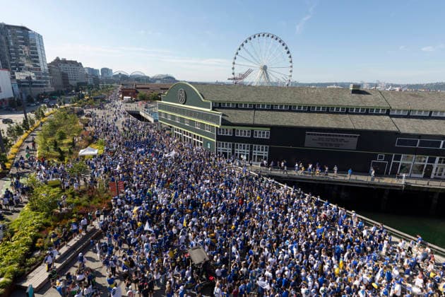 June 24, 2026, Seattle, Washington, USA: Thousands of fans of team Bosnia and Herzegovina lead a march to the FIFA World Cup, WM, Weltmeisterschaft, Fussball match between Bosnia and Herzegovina and Qatar on SeattleÃ¢â‚¬â ¢s Waterfront Park on Wednesday, June 24, 2026. 2026 FIFA World Cup: Bosnia And Herzegovina Vs Qatar In Seattle  - ZUMAg235 20260624_zap_g235_032 Copyright: xPaulxChristianxGordonx