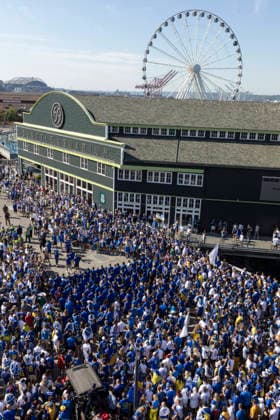 June 24, 2026, Seattle, Washington, USA: Thousands of fans of team Bosnia and Herzegovina lead a march to the FIFA World Cup, WM, Weltmeisterschaft, Fussball match between Bosnia and Herzegovina and Qatar on SeattleÃ¢â‚¬â ¢s Waterfront Park on Wednesday, June 24, 2026. Seattle USA - ZUMAg235 20260624_zap_g235_025 Copyright: xPaulxChristianxGordonx