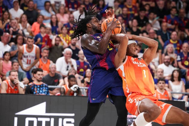 June 24, 2026, Barcelona, Barcelona, Spain: Myles Cale of FC Barcelona, Barca and Kameron Taylor of Valencia Basket fight for the ball during the Spanish League, Liga ACB Endesa, basketball Final Game 4 match played between FC Barcelona and Valencia Basket at Palau Blaugrana on June 24, 2026 in Barcelona, Spain. Barcelona Spain - ZUMAa181 20260624_zaa_a181_028 Copyright: xJavierxBorregox