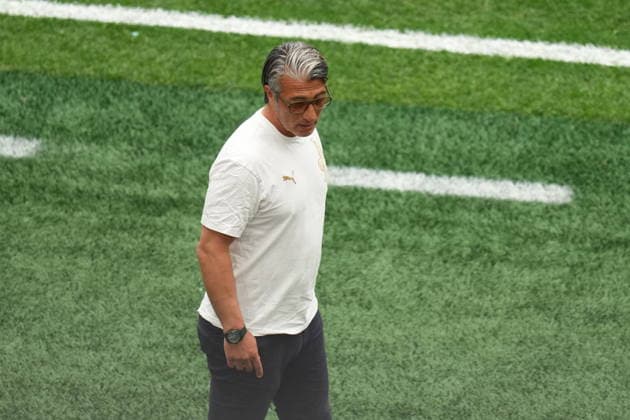 Switzerland v Canada - FIFA World Cup, WM, Weltmeisterschaft, Fussball 2026 - Group B VANCOUVER, CANADA - JUNE 24: Head coach Murat Yakin of Switzerland is seen during the 2026 FIFA World Cup Group B match between Switzerland and Canada at BC Place Stadium in Vancouver, Canada, on June 24, 2026. Ercin Erturk Anadolu British Columbia Canada. Editorial use only. Please get in touch for any other usage.  Copyright: x2026xAnadoluxErcinxErturkx