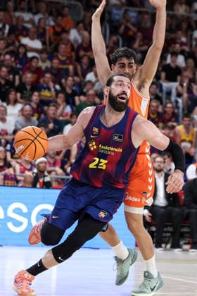 June 24, 2026, Barcelona, Barcelona, Spain: Tornike Shengelia of FC Barcelona, Barca in action during the Spanish League, Liga ACB Endesa, basketball Final Game 4 match played between FC Barcelona and Valencia Basket at Palau Blaugrana on June 24, 2026 in Barcelona, Spain. Barcelona Spain - ZUMAa181 20260624_zaa_a181_039 Copyright: xJavierxBorregox