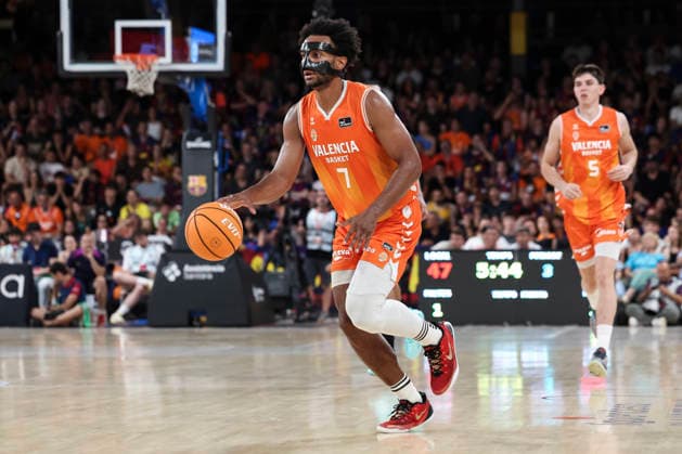 June 24, 2026, Barcelona, Barcelona, Spain: Braxton Key of Valencia Basket in action during the Spanish League, Liga ACB Endesa, basketball Final Game 4 match played between FC Barcelona, Barca and Valencia Basket at Palau Blaugrana on June 24, 2026 in Barcelona, Spain. Barcelona Spain - ZUMAa181 20260624_zaa_a181_047 Copyright: xJavierxBorregox