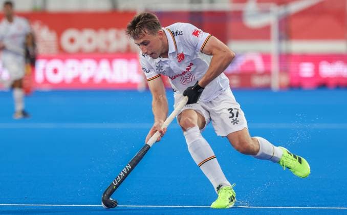 Belgium s Thomas Crols pictured in action during a hockey game between Belgian national team, Nationalteam Red Lions and Netherlands, Wednesday 24 June 2026 in Wavre, match 13 16 in the group stage of the men s FIH Pro League competition. VIRGINIExLEFOUR  x179161339x