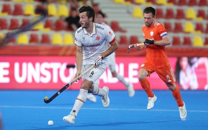 Belgium s Arthur Van Doren fights for the ball during a hockey game between Belgian national team, Nationalteam Red Lions and Netherlands, Wednesday 24 June 2026 in Wavre, match 13 16 in the group stage of the men s FIH Pro League competition. VIRGINIExLEFOUR  x179162612x