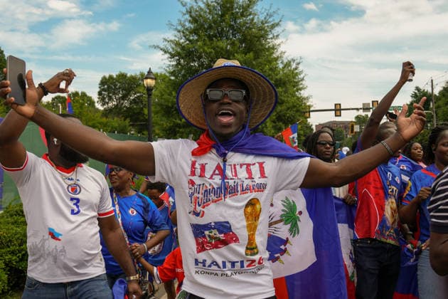 June 24, 2026, Atlanta, Georgia, United States of America: Haiti fan pose for the camera during the Haiti fan march before the Morocco vs Haiti First Stage Group C match in ATLANTA, Georgia. World Cup 2026: Group C: Morocco : Haiti  - ZUMAg276 20260624_zsp_g276_013 Copyright: xMalachixGabrielx