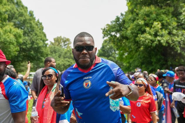 June 24, 2026, Atlanta, Georgia, United States of America: Haiti fan pose for the camera during the Haiti fan march before the Morocco vs Haiti First Stage Group C match in ATLANTA, Georgia. World Cup 2026: Group C: Morocco : Haiti  - ZUMAg276 20260624_zsp_g276_018 Copyright: xMalachixGabrielx