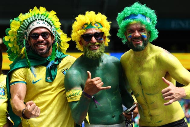 Brazil fans ahead of kick-off Scotland v Brazil, 2026 FIFA World Cup, WM, Weltmeisterschaft, Fussball Group C, Football, Miami Stadium, Miami, Florida, USA - 24 Jun 2026Miami Miami Stadium Florida (FL) United States of America EDITORIAL USE ONLY No use with unauthorised audio, video, data, fixture lists, club league logos or live services. Online in-match use limited to 120 images, no video emulation. No use in betting, games or single club league player publications.  Copyright: xMichaelxZemanek Shutterstockx 16956031b