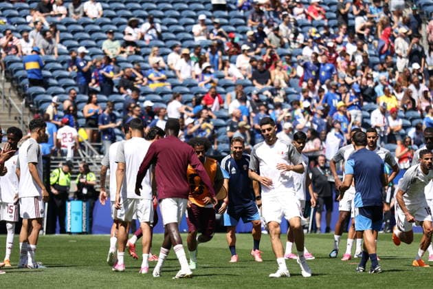 Bosnia and Herzegovina v Qatar - FIFA World Cup, WM, Weltmeisterschaft, Fussball 2026 - Group B SEATTLE, USA - JUNE 24: Players of Qatar warm up prior the 2026 FIFA World Cup First Stage Group B match between Bosnia and Herzegovina and Qatar at Lumen Field (Seattle Stadium) in Seattle, Washington, United States on June 24, 2026. Samah Zidan Anadolu Washington United States. Editorial use only. Please get in touch for any other usage.  Copyright: x2026xAnadoluxSamahxZidanx