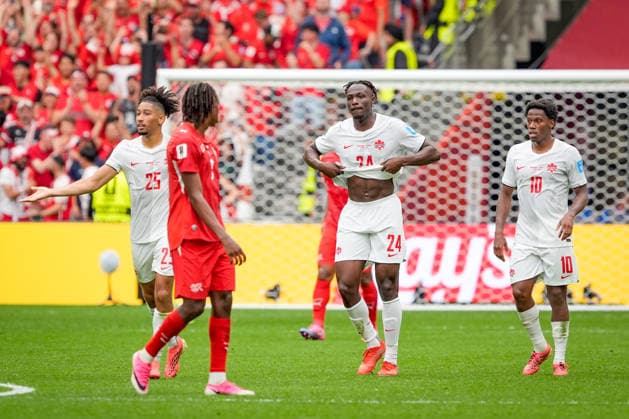 Kanada: Fußball FIFA Weltmeisterschaft 2026 Gruppenphase Schweiz vs Kanada BC Place Stadium (Vancouver, British Columbia): Tor und Torjubel zum 2:1 Anschlusstreffer durch Promise David (Kanada 24) Freude, Emotionen, Jubel *** Canada Soccer 2026 FIFA World Cup Group Stage Switzerland vs. Canada BC Place Stadium, Vancouver, British Columbia Goal and celebration following Promise David s 2-1 goal for Canada 24 Joy, emotion, celebration Copyright: xJOERANxSTEINSIEKx