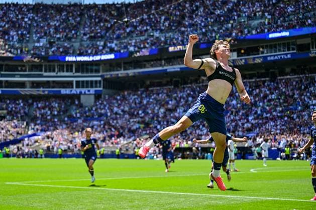 Bosnia and Herzegovina s Ermin Mahmic celebrates after scoring during a soccer game between Bosnia and Herzegovina and Qatar, on Wednesday 24 June 2026 in Seattle, the third and last day in the group stage, in group B of the FIFA World Cup, WM, Weltmeisterschaft, Fussball 2026 in the United States of America. DIRKxWAEM  x179166773x