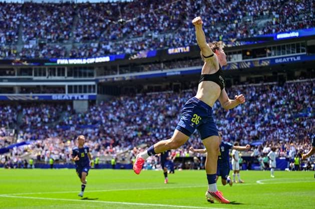 Bosnia and Herzegovina s Ermin Mahmic celebrates after scoring during a soccer game between Bosnia and Herzegovina and Qatar, on Wednesday 24 June 2026 in Seattle, the third and last day in the group stage, in group B of the FIFA World Cup, WM, Weltmeisterschaft, Fussball 2026 in the United States of America. DIRKxWAEM  x179166786x