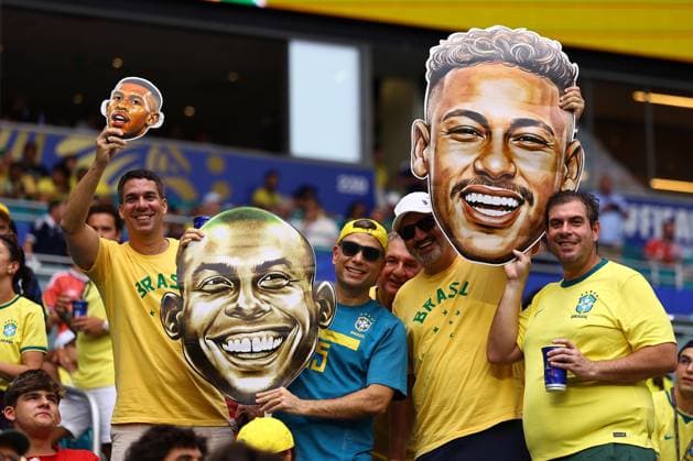 Brazil fans ahead of kick-off Scotland v Brazil, 2026 FIFA World Cup, WM, Weltmeisterschaft, Fussball Group C, Football, Miami Stadium, Miami, Florida, USA - 24 Jun 2026Miami Miami Stadium Florida (FL) United States of America EDITORIAL USE ONLY No use with unauthorised audio, video, data, fixture lists, club league logos or live services. Online in-match use limited to 120 images, no video emulation. No use in betting, games or single club league player publications.  Copyright: xMichaelxZemanek Shutterstockx 16956031o