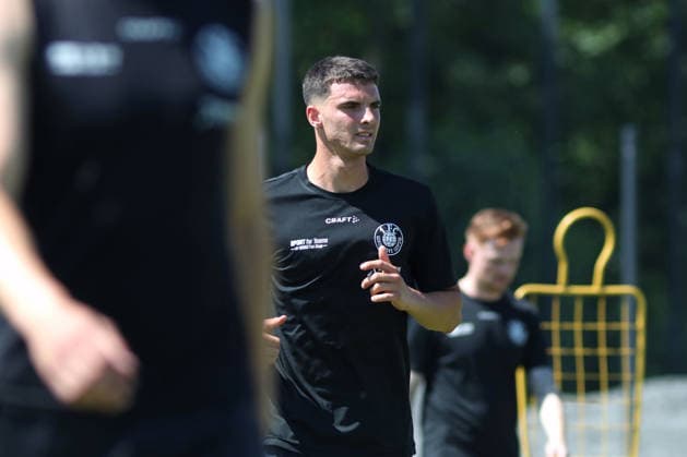 Regionalliga Nordost: Trainingsauftakt des 1. FC Lok Leipzig, 24.06.2026 Probespieler Patrick Vuc (zuletzt CSC Selimbar, Rumänien). Fußball, Regionalliga Nordost, Saison 2026 2027, Trainingsauftakt des 1. FC Lok Leipzig am 24.06.2026 im Bruno-Plache-Stadion, Leipzig. *** Regionalliga Nordost: 1 FC Lok Leipzig Kicks Off Training, June 24, 2026; Trial Player Patrick Vuc, most recently with CSC Selimbar, Romania; Soccer, Regionalliga Nordost, 2026–2027 Season, 1 FC Lok Leipzig kicks off training on June 24, 2026, at Bruno Plache Stadium, Leipzig Copyright: xBEAUTIFULxSPORTS JanxKaeferx