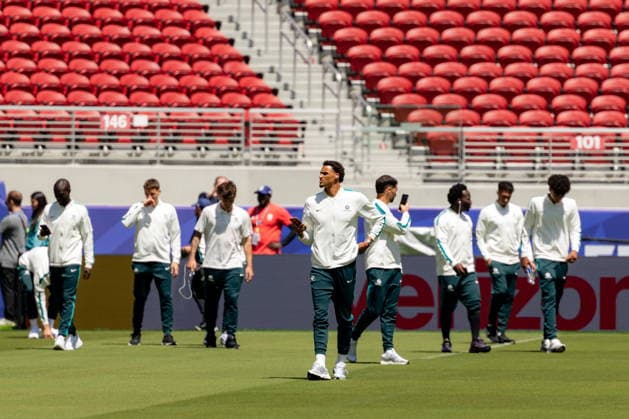 FIFA World Cup, WM, Weltmeisterschaft, Fussball 2026 - Australia training and press conference, PK, Pressekonferenz The Socceroos squad gets a first look of the pitch ahead of their FIFA World Cup 2026 match against Paraguay at the San Francisco Bay Area Stadium in Santa Clara, California, United States, 24 June 2026. Alameda California United States  Copyright: xJasonxHenryx