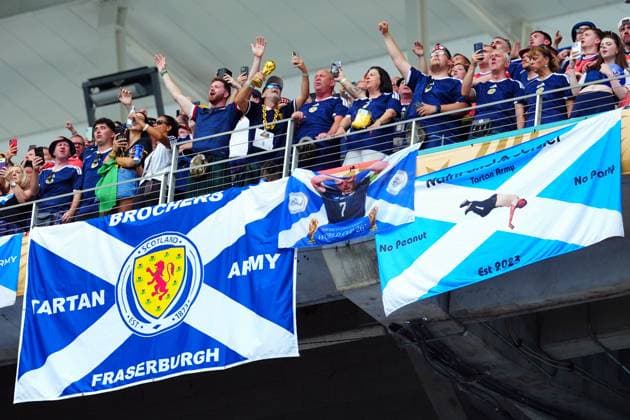 Scotland fans sing Flower of Scotland ahead of kick-off Scotland v Brazil, 2026 FIFA World Cup, WM, Weltmeisterschaft, Fussball Group C, Football, Miami Stadium, Miami, Florida, USA - 24 Jun 2026Miami Miami Stadium Florida (FL) United States of America EDITORIAL USE ONLY No use with unauthorised audio, video, data, fixture lists, club league logos or live services. Online in-match use limited to 120 images, no video emulation. No use in betting, games or single club league player publications.  Copyright: xJavierxGarcia Shutterstockx 16956030aj