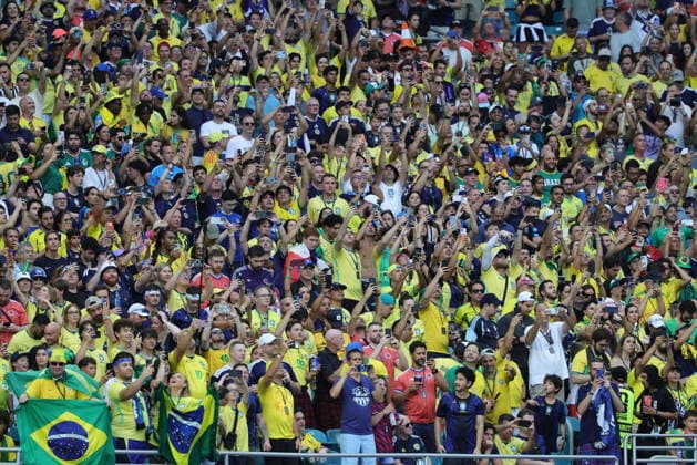 FIFA World Cup, WM, Weltmeisterschaft, Fussball 2026 - Group C - Scotland vs Brazil Supporters of Brazil cheer ahead of the FIFA World Cup 2026 group stage match Scotland against Brazil, in Miami, Florida, USA, 24 June 2026. MIAMI United States  Copyright: xCRISTOBALxHERRERA-ULASHKEVICHx