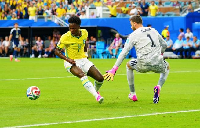 Vinicius Junior of Brazil scores the opening goal Scotland v Brazil, 2026 FIFA World Cup, WM, Weltmeisterschaft, Fussball Group C, Football, Miami Stadium, Miami, Florida, USA - 24 Jun 2026Miami Miami Stadium Florida (FL) United States of America EDITORIAL USE ONLY No use with unauthorised audio, video, data, fixture lists, club league logos or live services. Online in-match use limited to 120 images, no video emulation. No use in betting, games or single club league player publications.  Copyright: xJavierxGarcia Shutterstockx 16956030az