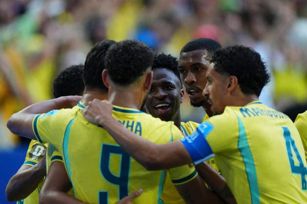 Scotland v Brazil: Group C - FIFA World Cup, WM, Weltmeisterschaft, Fussball 2026 Vinicius Junior of Brazil celebrates after scoring his team s first goal with teammates during the FIFA World Cup 2026 Group C match between Scotland and Brazil at Miami Stadium on June 24, 2026 in Miami, United States. Miami Gardens FL United States  Copyright: xJosexBretonx originalFilename:bretonhernandez-scotland260624_nprfb.jpg