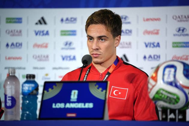 press conference, PK, Pressekonferenz of Turkish national team, Nationalteam in Los Angeles LOS ANGELES, CALIFORNIA - JUNE 24: Turkiye National Team s player Kenan Yildiz speaks during a press conference ahead of the 2026 FIFA World Cup, WM, Weltmeisterschaft, Fussball First Stage Group D match between Turkiye and USA at the Los Angeles Stadium (SoFi Stadium) in Inglewood, California, United States on June 24, 2026. Tayfun Coskun Anadolu Los Angeles United States. Editorial use only. Please get in touch for any other usage.  Copyright: x2026xAnadoluxTayfunxCoskunx