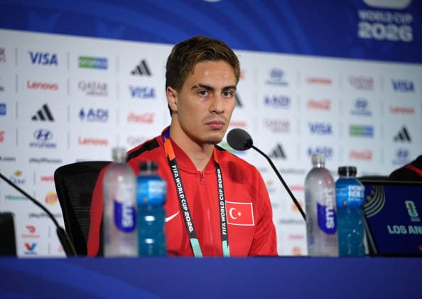 press conference, PK, Pressekonferenz of Turkish national team, Nationalteam in Los Angeles LOS ANGELES, CALIFORNIA - JUNE 24: Turkiye National Team s player Kenan Yildiz speaks during a press conference ahead of the 2026 FIFA World Cup, WM, Weltmeisterschaft, Fussball First Stage Group D match between Turkiye and USA at the Los Angeles Stadium (SoFi Stadium) in Inglewood, California, United States on June 24, 2026. Tayfun Coskun Anadolu Los Angeles United States. Editorial use only. Please get in touch for any other usage.  Copyright: x2026xAnadoluxTayfunxCoskunx
