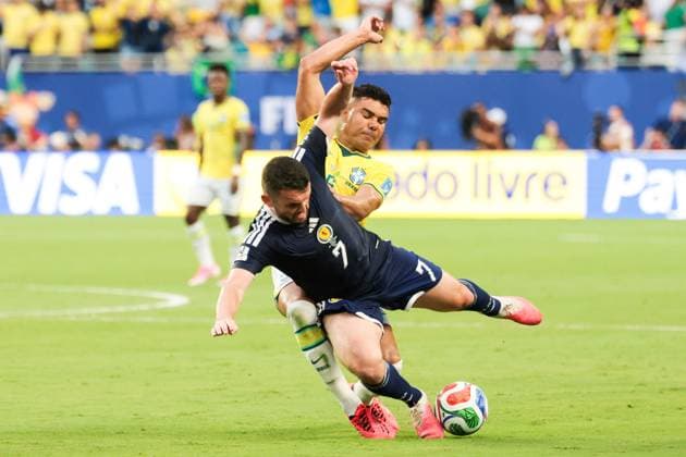 RECORD DATE NOT STATED FIFA World Cup, WM, Weltmeisterschaft, Fussball 2026 - Group C - Scotland v Brazil Casemiro player of Brazil and McGinn player of Scotland during the match between Scotland and Brazil in the third round of Group C of the 2026 FIFA World Cup group stage at Miami Stadium, in Florida, United States, on Wednesday, June 24, 2026.(Foto: Vanessa Carvalho Brazil Photo Press IMAGO) Sports %G Copyright: xVanessaxCarvalhox