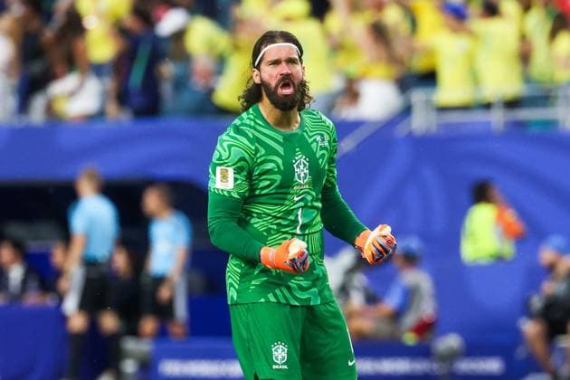 RECORD DATE NOT STATED FIFA World Cup, WM, Weltmeisterschaft, Fussball 2026 - Group C - Scotland v Brazil Alisson goalkeeper of Brazil celebrates Matheus Cunha s goal during the match between Scotland and Brazil in the third round of Group C of the 2026 FIFA World Cup group stage at Miami Stadium, in Florida, United States, on Wednesday, June 24, 2026.(Foto: William Volcov Brazil Photo Press IMAGO) Sports Miami FL United States of America Copyright: xWILLIAMxVOLCOVx