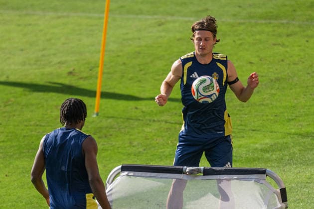 260624 Mattias Svanberg of the Swedish national football team at a training session during day 14 of the FIFA World Cup, WM, Weltmeisterschaft, Fussball 2026 on June 24, 2026 in Dallas. Photo: Petter Arvidson BILDBYRAN kod PA PA1256 fotboll football soccer fotball vm fotbolls-vm fotball-vm fotbolls-vm 2026 fifa world cup 2026 träning practice training sverige sweden sverige a day 14 bbeng *** June 24, 2026: Mattias Svanberg of the Swedish national soccer team at a training session on Day 14 of the 2026 FIFA World Cup on June 24, 2026 in Dallas. Photo by Petter Arvidson, BILDBYRAN. Code: PA PA1256. soccer, football, soccer World Cup, 2026 FIFA World Cup, training, Sweden, Sweden A, day 14 bbeng  Copyright: PETTERxARVIDSON BB260624PA103