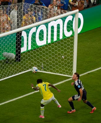 June 24, 2026, Miami Gardens, Florida, USA: Forward Vinicius Junior (7) of Brazil hits a header and scores the second goal of the first half during the World Cup Group C, Round 1 match between Brazil and Scotland at Miami Stadium. Miami Gardens USA - ZUMAd212 20260624_zsp_d212_017 Copyright: xRichardxDolex