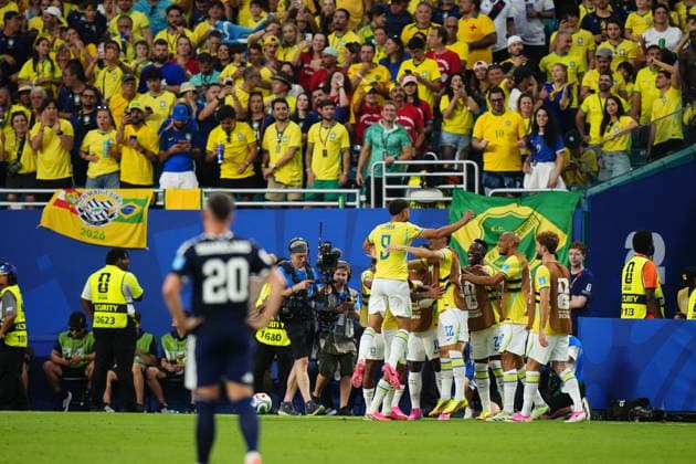 Scotland v Brazil - FIFA World Cup, WM, Weltmeisterschaft, Fussball 2026 - Group C FLORIDA, USA - JUNE 24: Matheus Cunha (9) of Brazil celebrates after scoring his team s third goal with teammates during the 2026 FIFA World Cup First Stage Group C match between Scotland and Brazil at the Hard Rock Stadium (Miami Stadium) in Miami Gardens, Florida, United States on June 24, 2026. Jose Hernandez Anadolu Florida United States. Editorial use only. Please get in touch for any other usage.  Copyright: x2026xAnadoluxJosexHernandezx